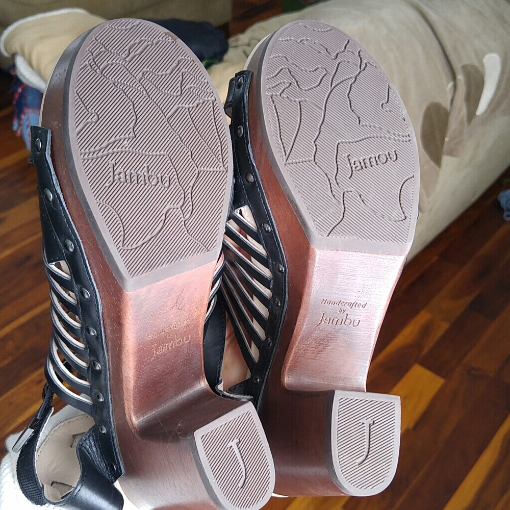 🌺NWOT-Jambu🌺 - Picture 6 of 8